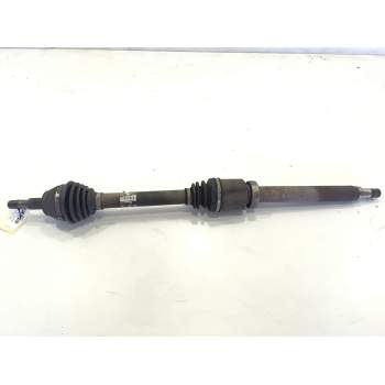 TRANSMISION DELANTERA DERECHA AV613B436CC 