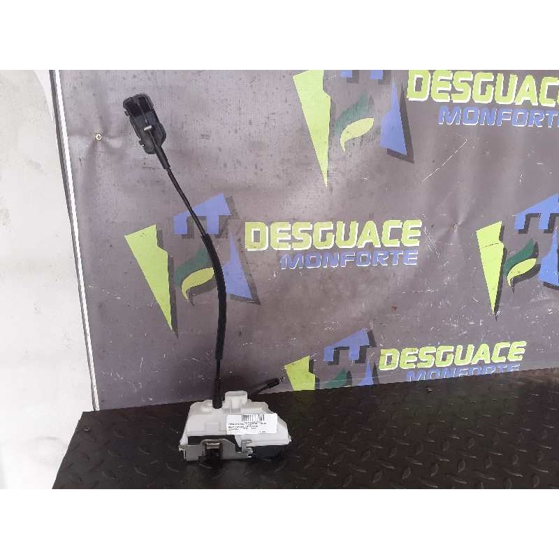 Recambio de cerradura puerta delantera derecha para renault laguna ii (bg0) confort authentique referencia OEM IAM   