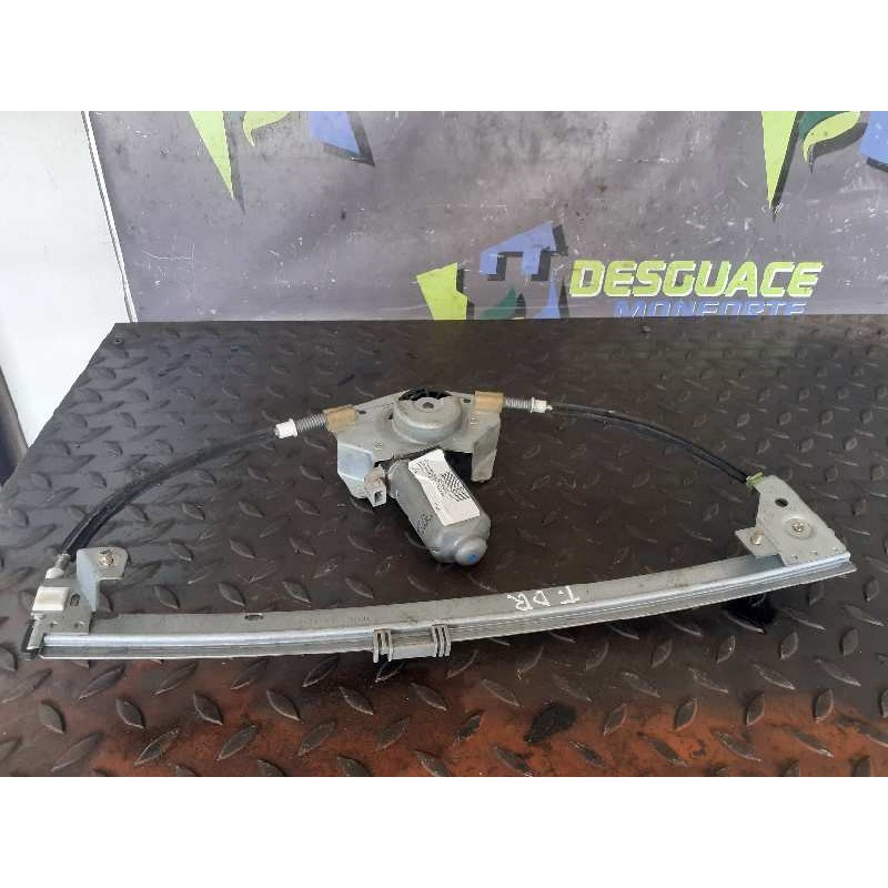 Recambio de elevalunas trasero derecho para citroën xantia berlina 1.9 td exclusive referencia OEM IAM 113734  