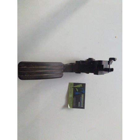 Recambio de pedal acelerador para renault megane iii sport tourer expression referencia OEM IAM 180020022R  