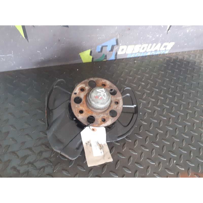 Recambio de mangueta delantera derecha para mercedes-benz clase c (w203) berlina 220 cdi (203.006) referencia OEM IAM   