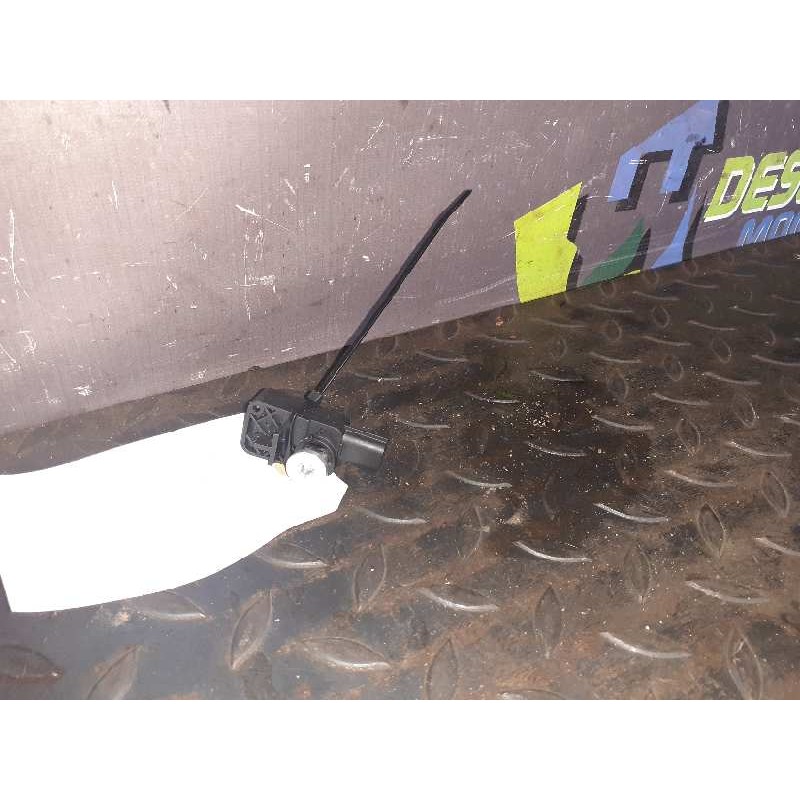 Recambio de sensor para dacia duster laureate 4x4 referencia OEM IAM 8200385078 5925A3 280211