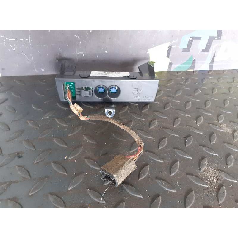 Recambio de pantalla multifuncion para suzuki ignis rm (mh) básico referencia OEM IAM 3460076F  