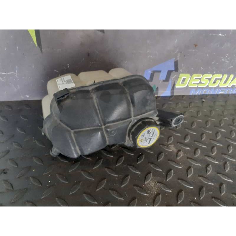 Recambio de deposito expansion para volvo s80 berlina d5 awd kinetic referencia OEM IAM 6G918K218 D2L4A 