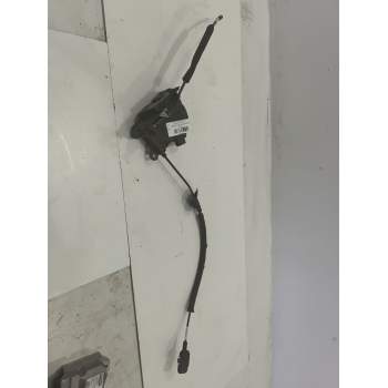 CERRADURA PUERTA DELANTERA DERECHA 805020401R 