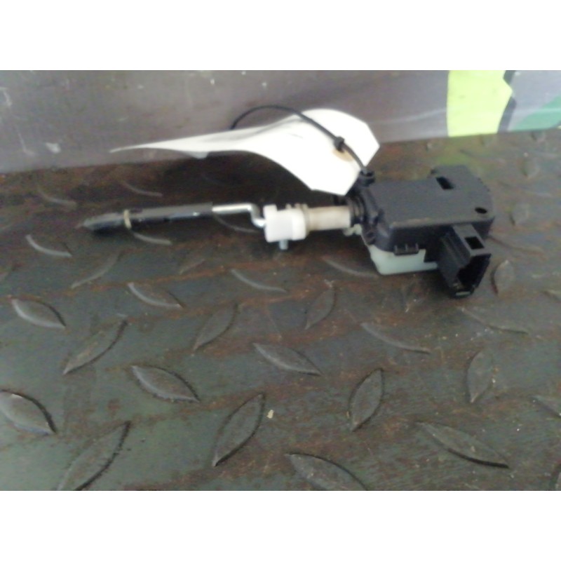 Recambio de tapa exterior combustible para volvo s80 berlina d5 awd kinetic referencia OEM IAM 806625  