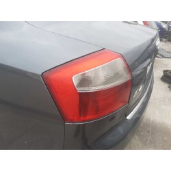 Recambio de piloto trasero izquierdo para audi a4 berlina (8e) 1.9 tdi (96kw) referencia OEM IAM 8E5945217  
