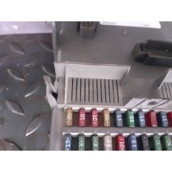 Recambio de caja reles / fusibles para renault espace iv (jk0) dynamique referencia OEM IAM 8200004201E 8200004201 8200283812
