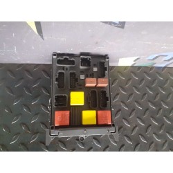 Recambio de caja reles / fusibles para renault espace iv (jk0) dynamique referencia OEM IAM 8200004201E 8200004201 8200283812