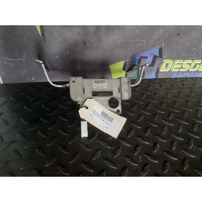 Recambio de mando volante para mitsubishi lancer berlina (cy0) invite referencia OEM IAM 2401A004 2401A004 C68016XD