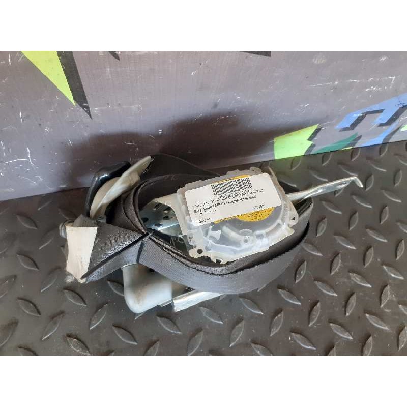 Recambio de cinturon seguridad delantero izquierdo para mitsubishi lancer berlina (cy0) invite referencia OEM IAM 7Q8980P 7000A4