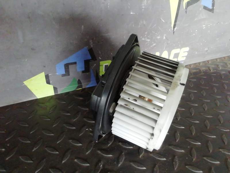 MOTOR CALEFACCION 3X502C4Y26 