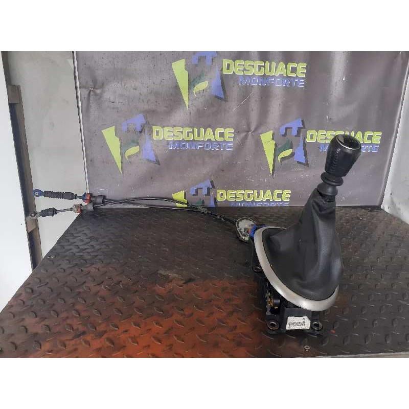Recambio de palanca cambio para nissan qashqai (j10) acenta 4x4 referencia OEM IAM 112102067  