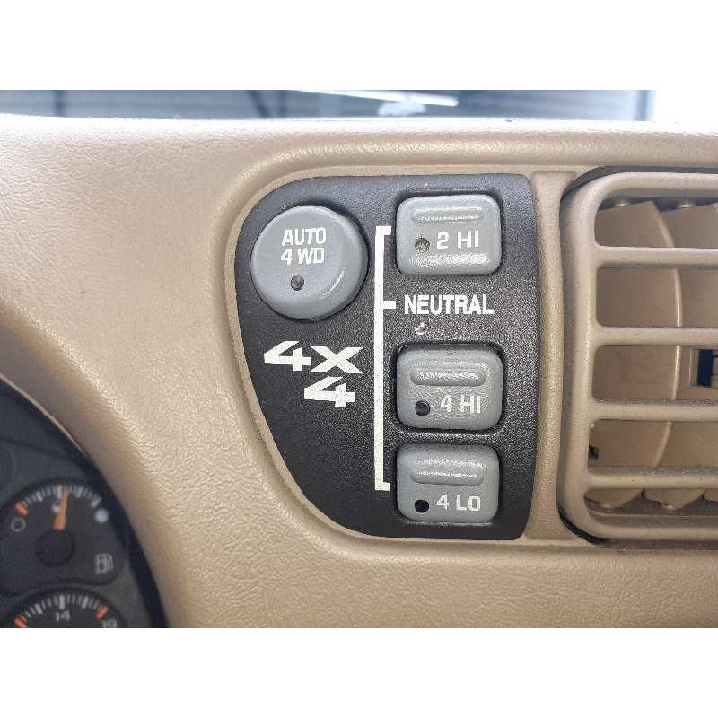 Recambio de palanca cambio para chevrolet blazer (neu) 4wd mid referencia OEM IAM   