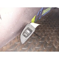 Recambio de mando elevalunas trasero derecho para fiat bravo (198) 1.9 dynamic multijet referencia OEM IAM 25607C191  