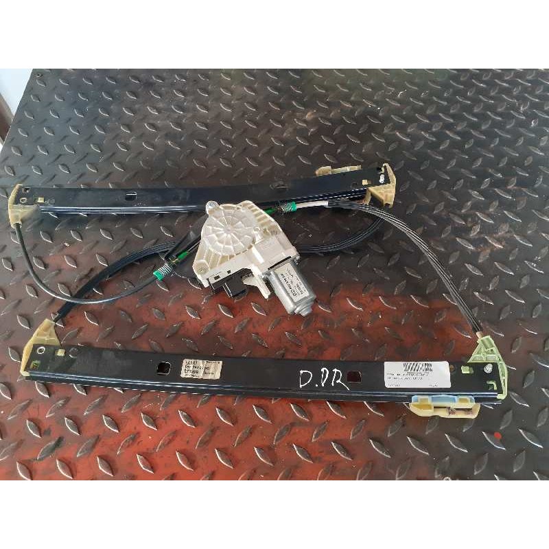 Recambio de elevalunas delantero derecho para audi a4 b8 (8k2) 2.0 tdi referencia OEM IAM 8K0837462 8K0959802 11019657500