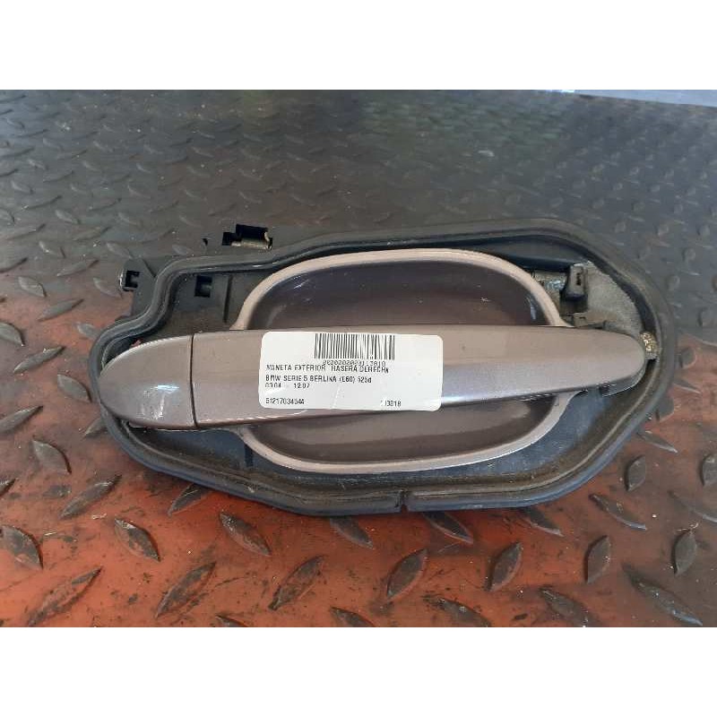 Recambio de maneta exterior trasera derecha para bmw serie 5 berlina (e60) 525d referencia OEM IAM 51217034544  