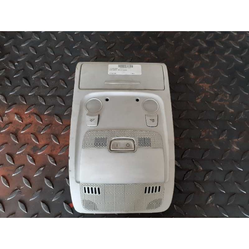 Recambio de luz interior para audi a4 b8 (8k2) 2.0 tdi referencia OEM IAM 8T0947135A  