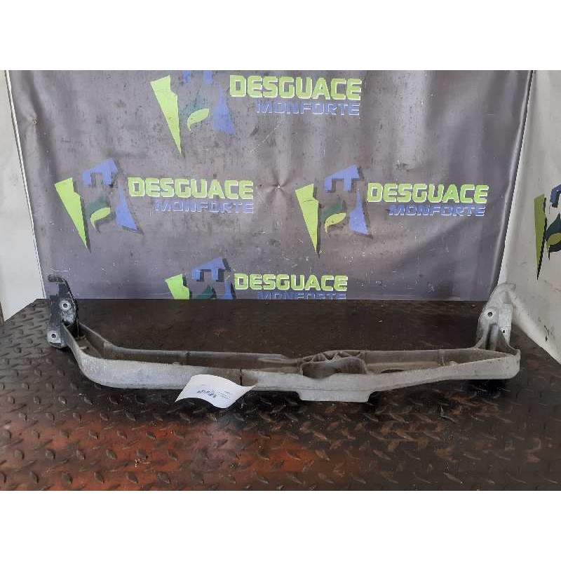 Recambio de travesaño inferior para audi a4 b8 (8k2) 2.0 tdi referencia OEM IAM 8K0199521C  