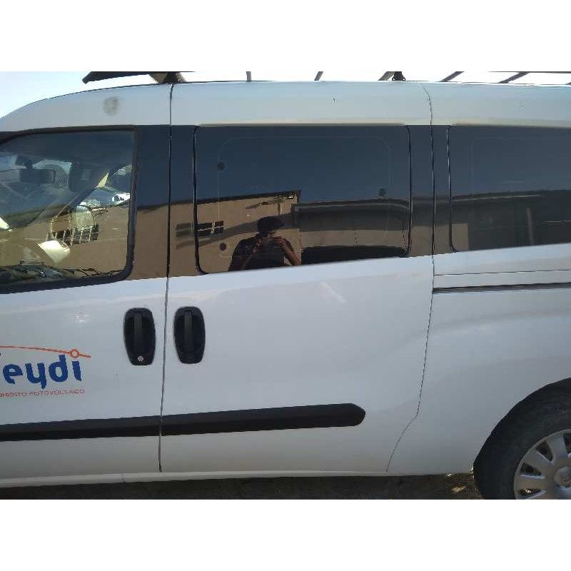 Recambio de puerta lateral corredera izquierda para opel combo d 1.6 cdti referencia OEM IAM   
