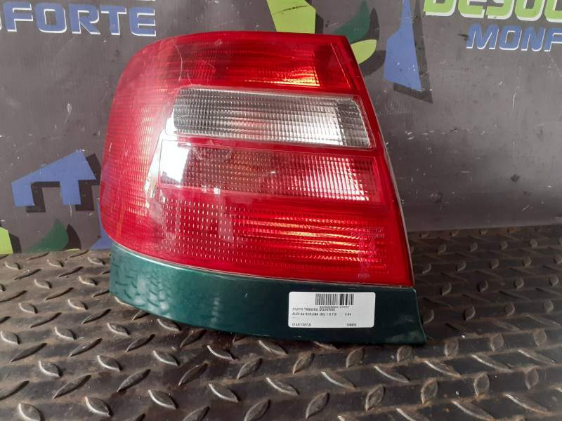 PILOTO TRASERO IZQUIERDO 014411927LR 