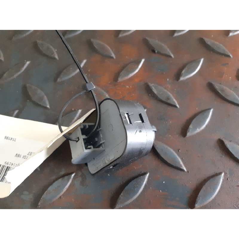 Recambio de mando retrovisor para audi a4 berlina (8e) 2.0 tdi 16v (103kw) referencia OEM IAM GF20BG1  