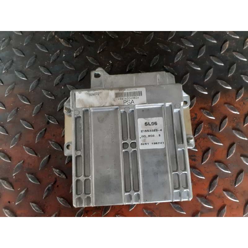 Recambio de centralita motor uce para citroën xsara berlina referencia OEM IAM 9636006980 216533234 8281185747