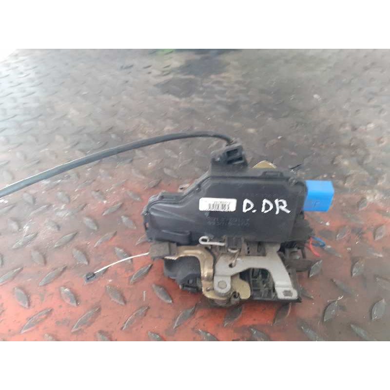 Recambio de cerradura puerta delantera derecha para seat ibiza (6l1) cool referencia OEM IAM 3B1837016T 993019100 