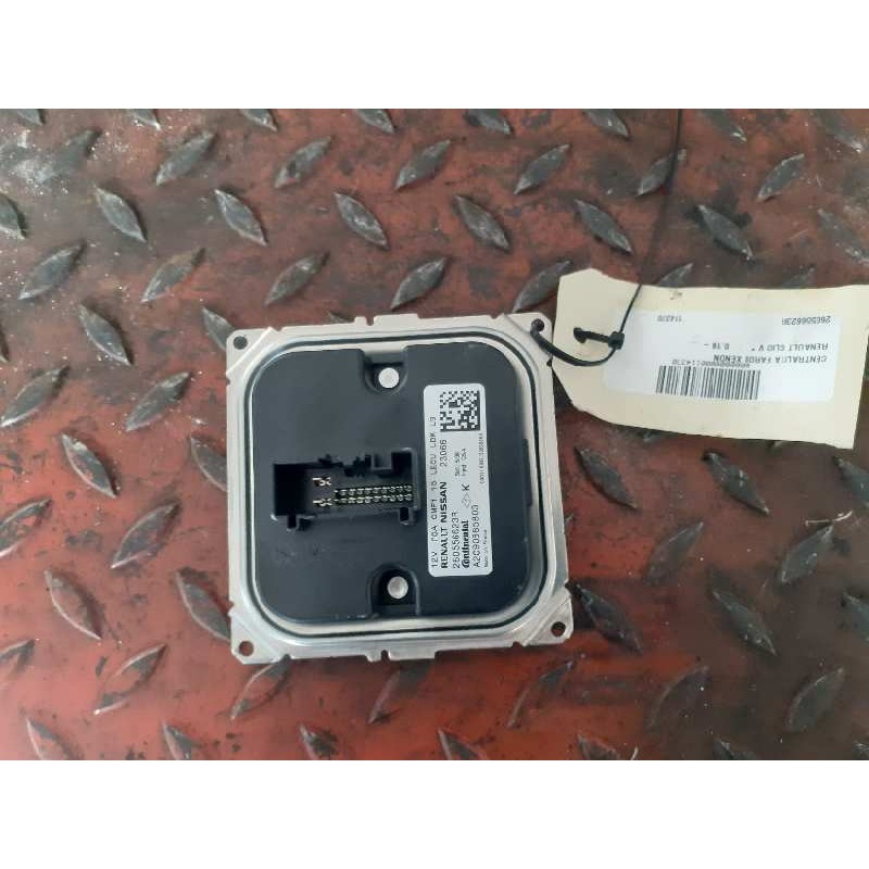 Recambio de centralita faros xenon para renault clio v referencia OEM IAM 260556623R A2C90665803 