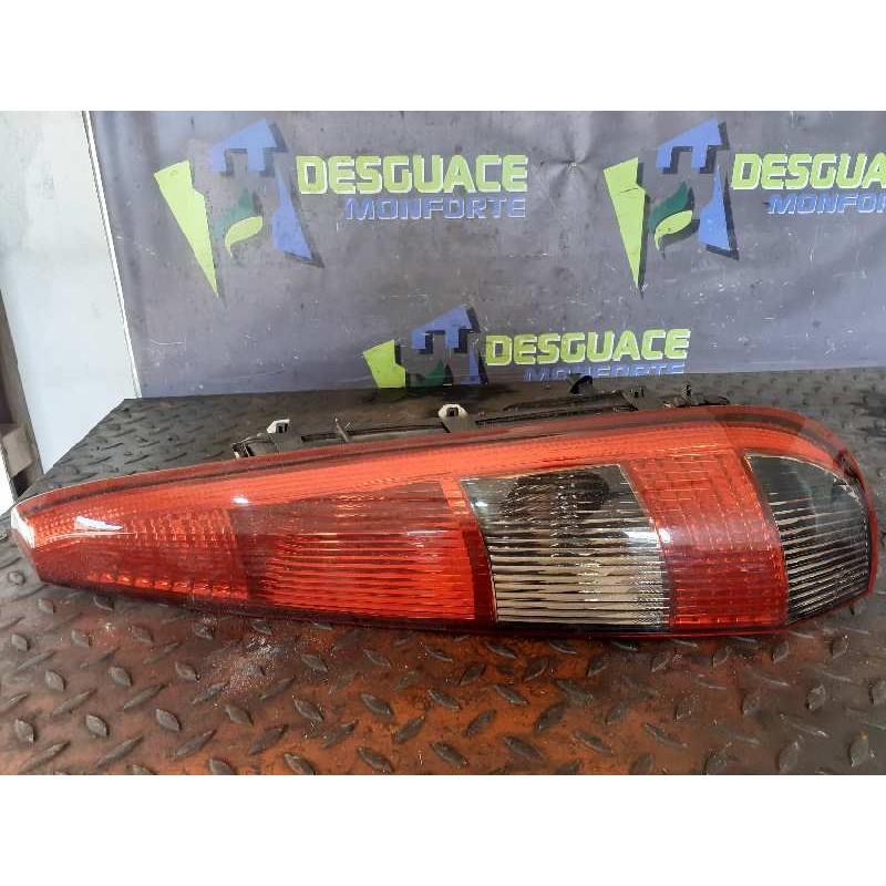 Recambio de piloto trasero derecho para ford fiesta (cbk) año 2003 referencia OEM IAM 084311952RB  