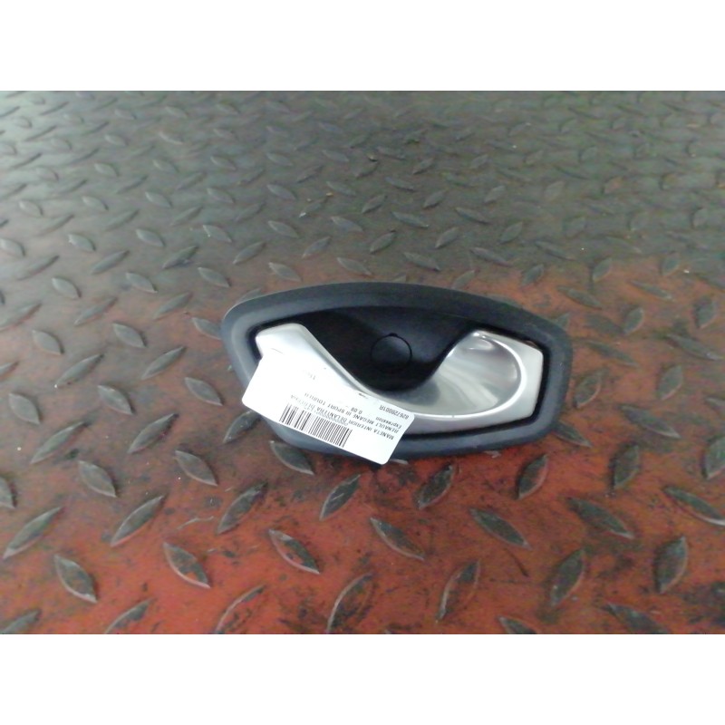 Recambio de maneta interior delantera derecha para renault megane iii sport tourer expression referencia OEM IAM 826720001R  