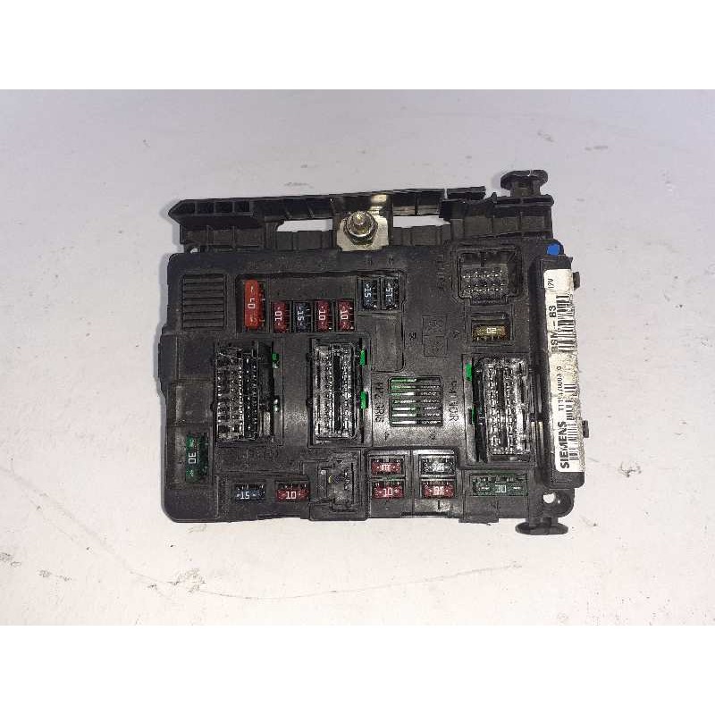 Recambio de caja reles / fusibles para citroën c5 berlina c5 referencia OEM IAM 9643498880-00  