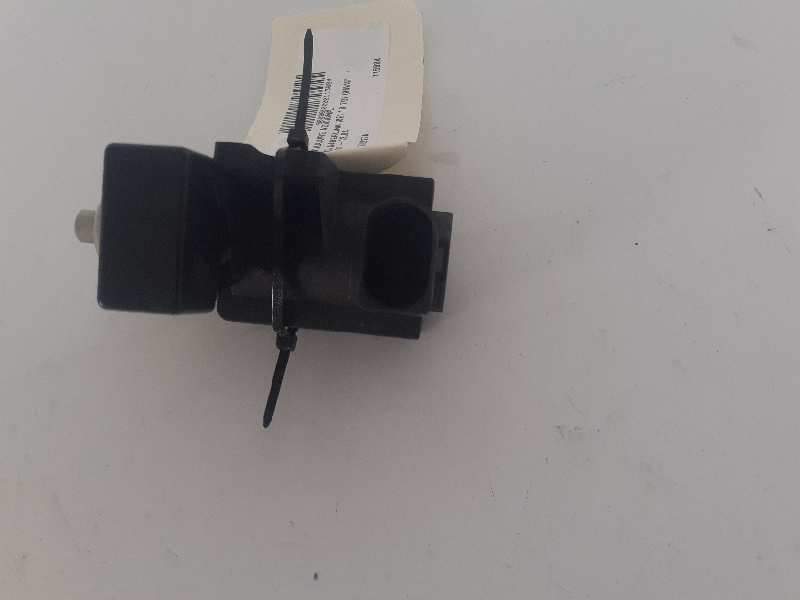 VALVULA AIRE ADICIONAL 8E0906627A 