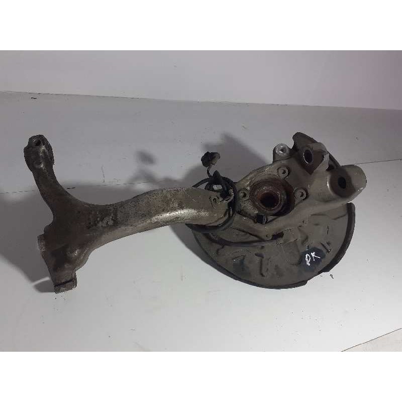 Recambio de mangueta delantera derecha para audi a4 berlina (8e) a4 8e referencia OEM IAM 8E0407254C  