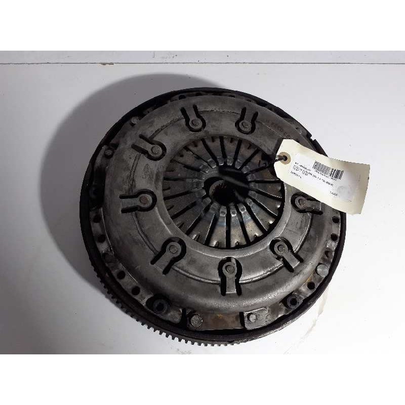 Recambio de volante motor para audi a4 berlina (8e) 1.9 tdi (96kw) referencia OEM IAM 323072710  