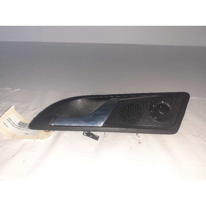 Recambio de maneta interior delantera izquierda para skoda octavia berlina (1u2) 2.0 tdi referencia OEM IAM 1Z0837247  