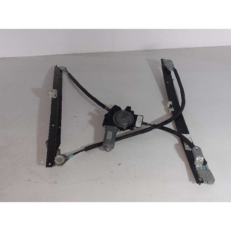 Recambio de elevalunas delantero derecho para chrysler grand voyager referencia OEM IAM EA07347  