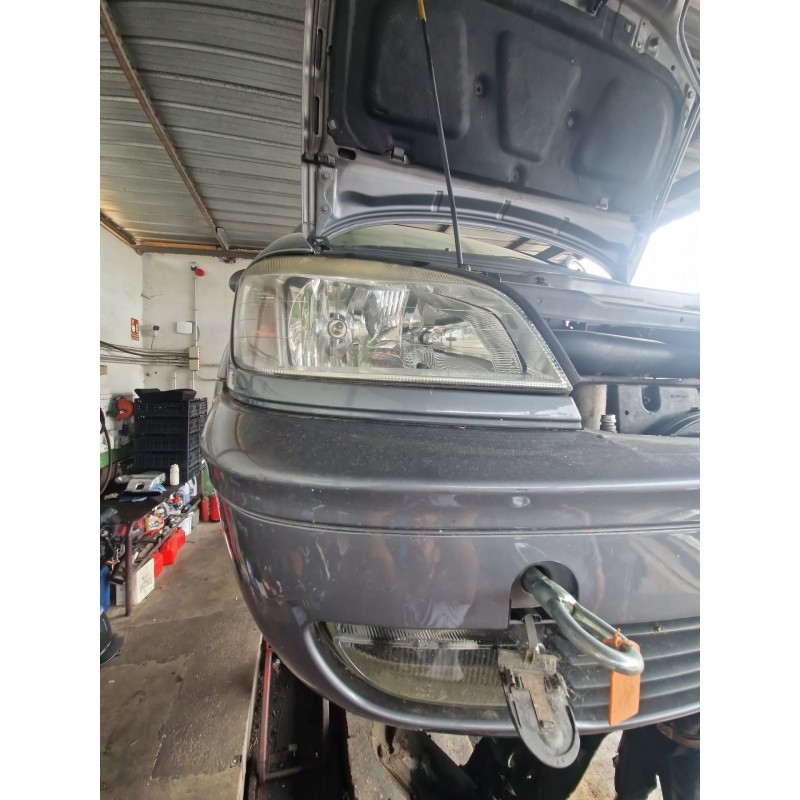 Recambio de faro derecho para opel zafira a monospace (t98) 2.2 dti 16v (f75) referencia OEM IAM 9118792  