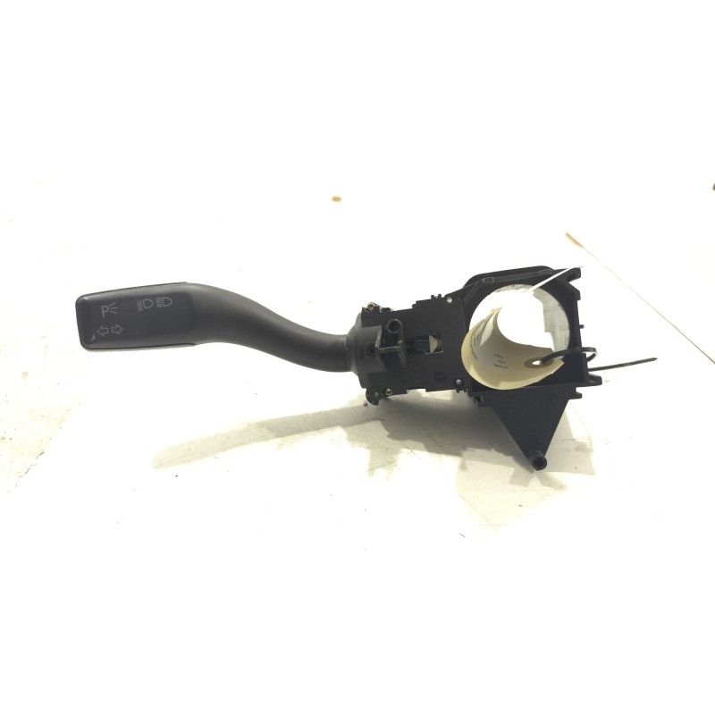 Recambio de mando intermitentes para audi a6 avant (4f5) 2.7 tdi referencia OEM IAM 4E0953513A  