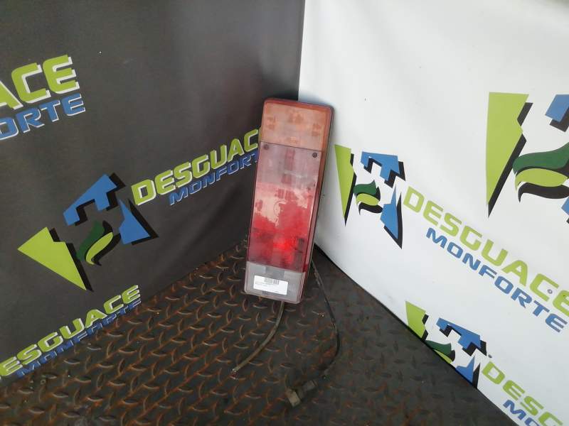 PILOTO TRASERO DERECHO 