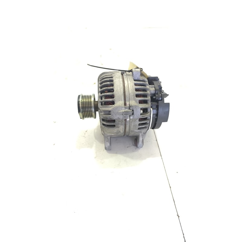 Recambio de alternador para nissan qashqai (j10) j10 referencia OEM IAM 2310000Q2J / 124525140 / 8200728292D  