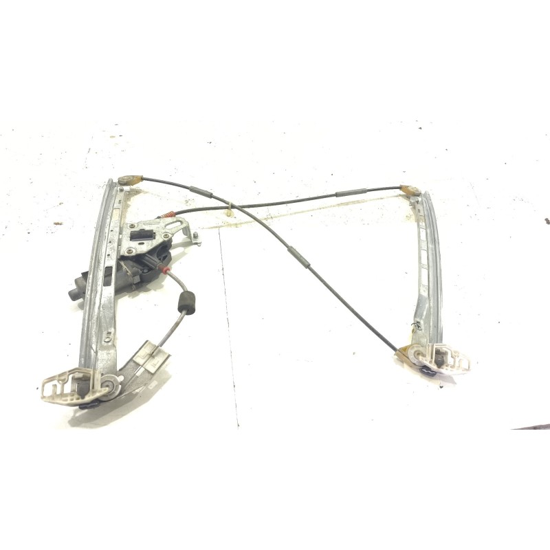 Recambio de elevalunas delantero izquierdo para peugeot 206 berlina 2.0 hdi referencia OEM IAM 9221F9  