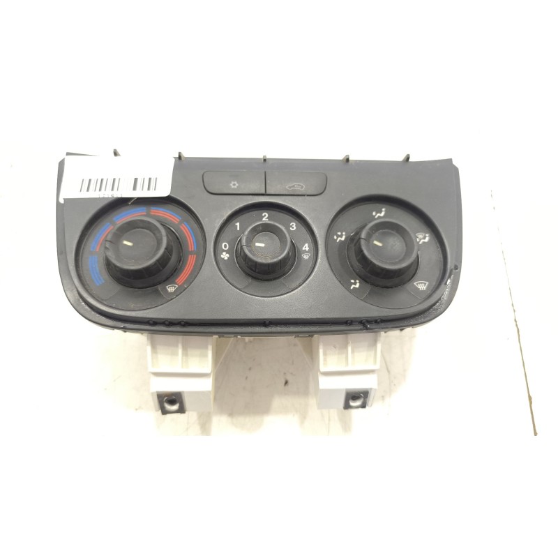 Recambio de mando climatizador para opel combo d 1.6 cdti referencia OEM IAM 735498657  