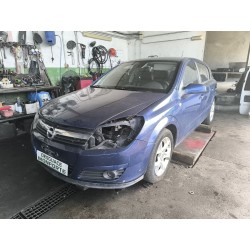opel astra h (a04) del año 2004