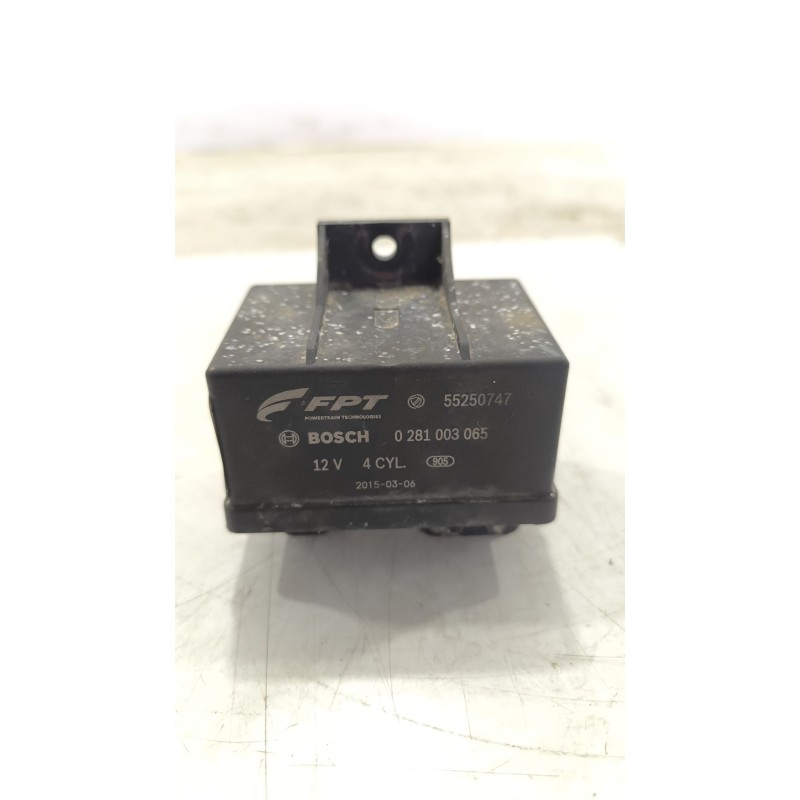 Recambio de caja precalentamiento para opel combo d 1.6 cdti referencia OEM IAM 281003065  