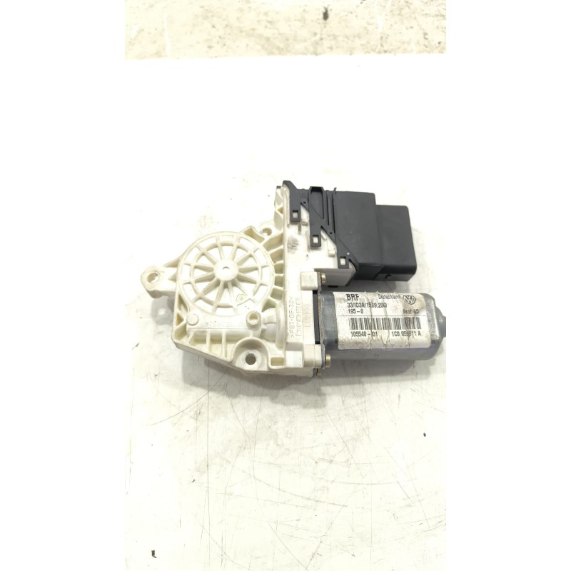 Recambio de motor elevalunas trasero izquierdo para seat toledo (1m2) referencia OEM IAM 105540301 / 1C0959811A  