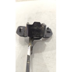 Recambio de soporte / guia puerta corredera para opel combo d 1.6 cdti referencia OEM IAM 51814082 / 32744D  