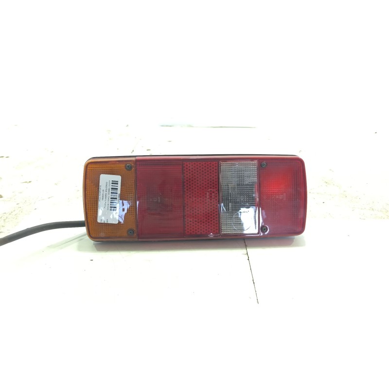 Recambio de piloto trasero izquierdo para nissan l35 l-35.4r referencia OEM IAM 023134 / 02421 003880 / 01377  