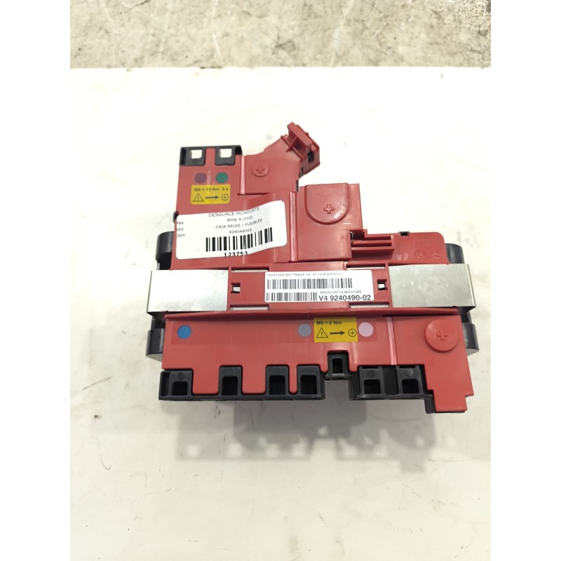 Recambio de caja reles / fusibles para bmw 5 (f10) 530 d xdrive referencia OEM IAM 924049002  