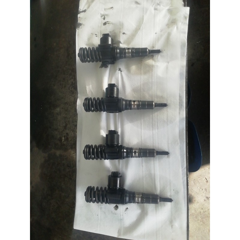 Recambio de inyector para seat altea (5p1) 4kids style referencia OEM IAM 03G130073B / 03G198051A  